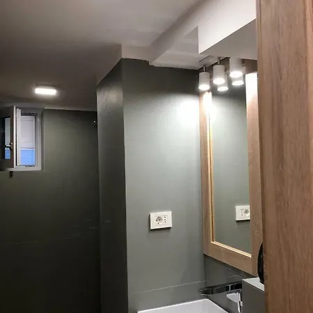 New Luxury Studio *